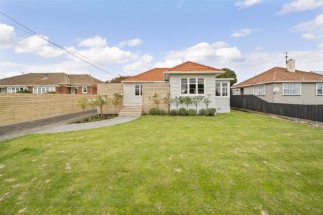 Photo of property in 38 Dixon Avenue, Hawera, 4610