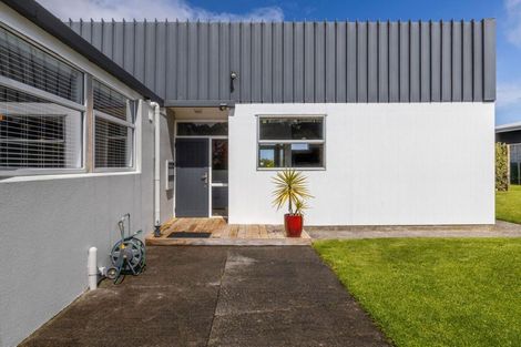 Photo of property in 22 Pickwick Road, Otamatea, Wanganui, 4571