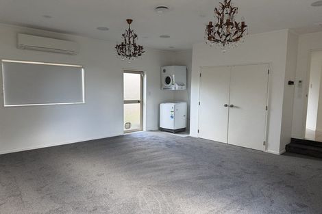 Photo of property in 5a Thurston Place, Bucklands Beach, Auckland, 2012