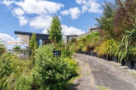 Photo of property in 37 Long Street, Raglan, 3225