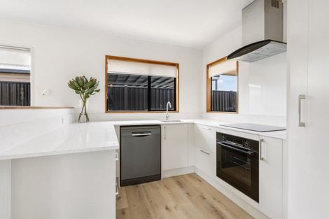 Photo of property in 9a Ragan Lane, Wanaka, 9305