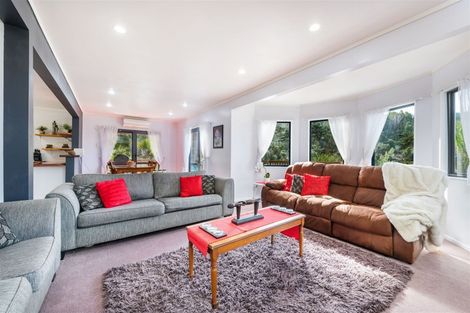 Photo of property in 30 Wood Bay Road, Titirangi, Auckland, 0604