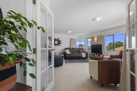 Photo of property in 20b Tay Street, Mount Maunganui, 3116