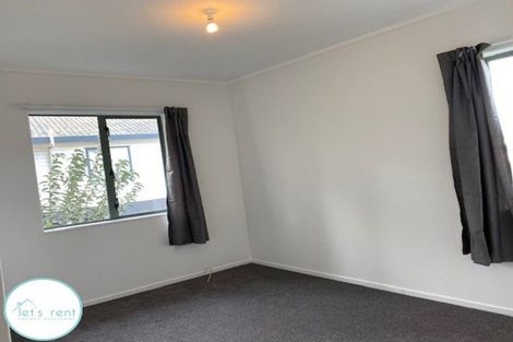 Photo of property in 13 Volante Avenue, Wattle Downs, Auckland, 2103