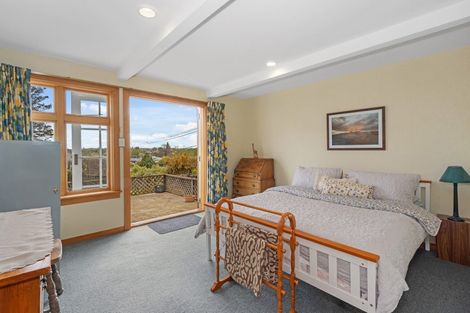 Photo of property in 3 Merlewood Avenue, Cashmere, Christchurch, 8022