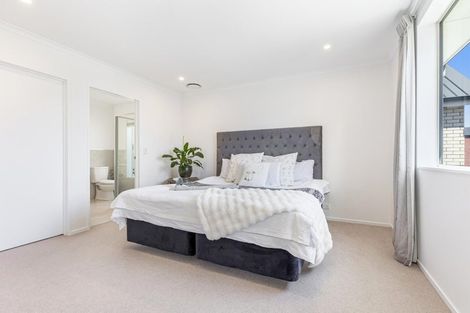 Photo of property in 7 Peihana Road, Hobsonville, Auckland, 0616