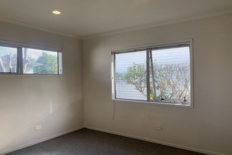 Photo of property in 19 Waitaki Street, Henderson, Auckland, 0612