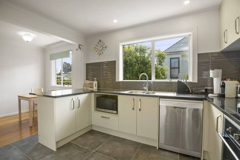 Photo of property in 40a Ferndale Road, Mount Wellington, Auckland, 1060