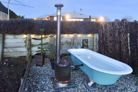 Photo of property in 82 Wentworth Street, East Gore, Gore, 9710