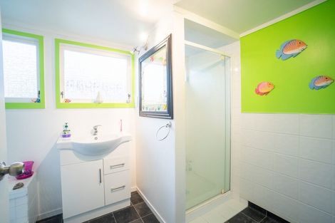 Photo of property in 111 Benmore Avenue, Cloverlea, Palmerston North, 4412