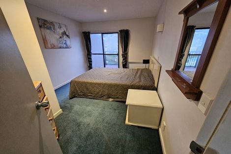 Photo of property in Terrace Tower Apartments, 126p4a The Terrace, Wellington Central, Wellington, 6011