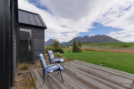 Photo of property in 12 Fife Court, Jacks Point, Queenstown, 9371