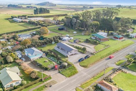 Photo of property in 13 High Street, Kakanui, Oamaru, 9495