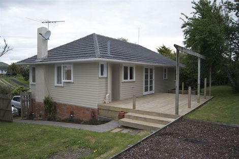 Photo of property in 74 Kervil Avenue, Te Atatu Peninsula, Auckland, 0610