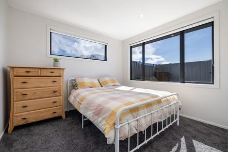 Photo of property in 27 Dunn Street, Lake Hawea, 9382