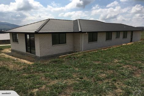 Photo of property in 16 Loader Place, Pokeno, 2402
