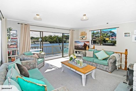 Photo of property in 28 Moulton Street, Moturoa, New Plymouth, 4310