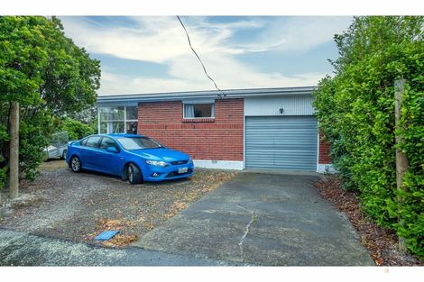 Photo of property in 1 Kennedy Crescent, Waimate, 7924