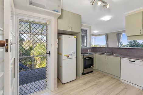 Photo of property in 12 Limmer Place, Browns Bay, Auckland, 0632