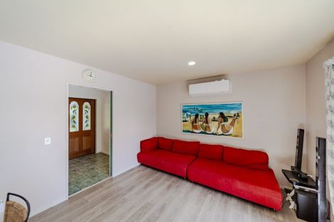 Photo of property in 7 Albert Street, Clive, 4102