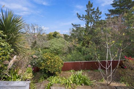 Photo of property in 28 Annandale Street, Lynmouth, New Plymouth, 4310