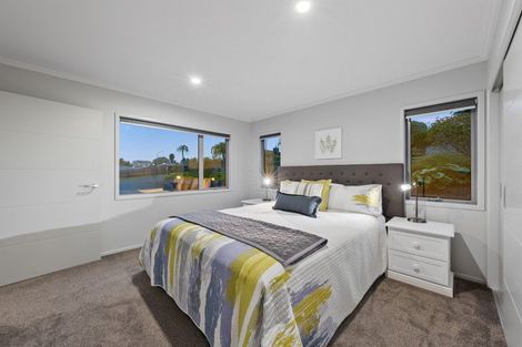 Photo of property in 2 Stonedale Drive, Pukekohe, 2120