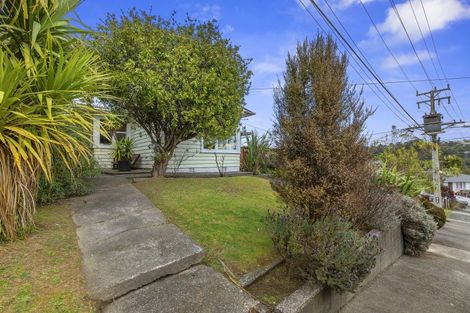 Photo of property in 34 John Street, Stokes Valley, Lower Hutt, 5019