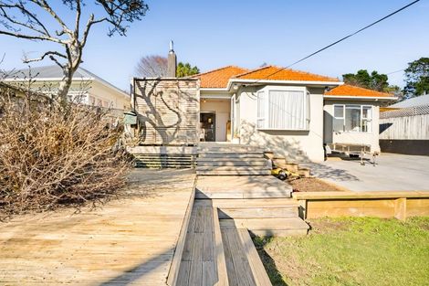 Photo of property in 67 Doralto Road, Frankleigh Park, New Plymouth, 4310
