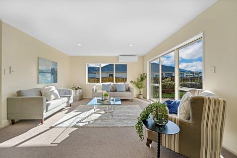 Photo of property in 1/15 Tolben Place, Golflands, Auckland, 2013