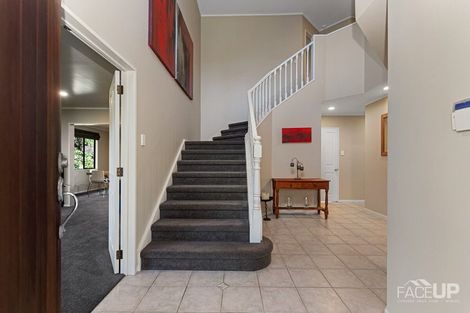 Photo of property in 18 Rosetti Rise, West Harbour, Auckland, 0618