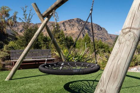 Photo of property in 28/6 George Bullen Lane, Arthurs Point, Queenstown, 9371