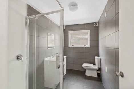 Photo of property in 1209 Whangaparaoa Road, Gulf Harbour, Whangaparaoa, 0930