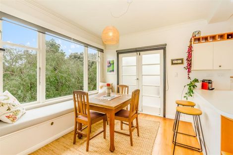 Photo of property in 131 Renown Road, Raumati South, Paraparaumu, 5032