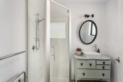 Photo of property in 19 Matipo Street, Wanaka, 9305