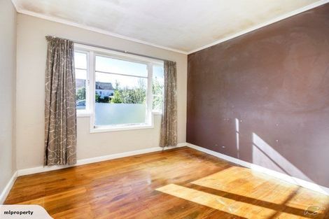 Photo of property in 9 Gifford Avenue, Wesley, Auckland, 1041