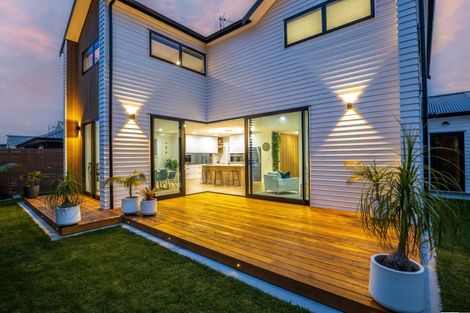 Photo of property in 6 Te Ara O Ngakeiha, Fitzroy, New Plymouth, 4312