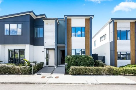 Photo of property in 4/7 Scott Road, Hobsonville, Auckland, 0616