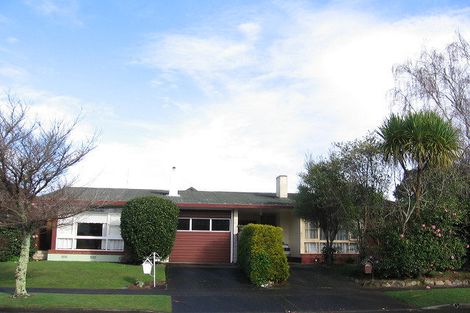 Photo of property in 9a Chilton Grove, Hokowhitu, Palmerston North, 4410