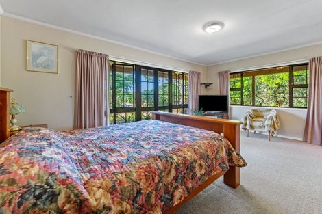 Photo of property in 233 Waihoehoe Road, Drury, 2577