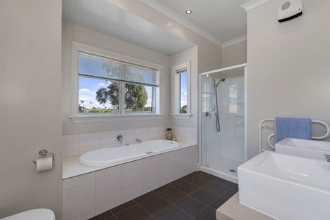 Photo of property in 272 Barkers Road, Loburn, Rangiora, 7472