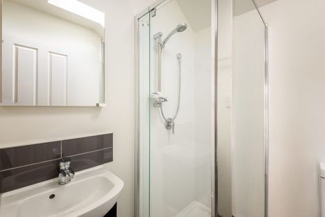 Photo of property in 533b Barbadoes Street, Edgeware, Christchurch, 8013