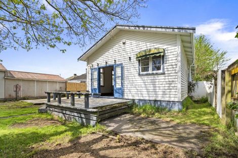 Photo of property in 32 High Street, Bulls, 4818