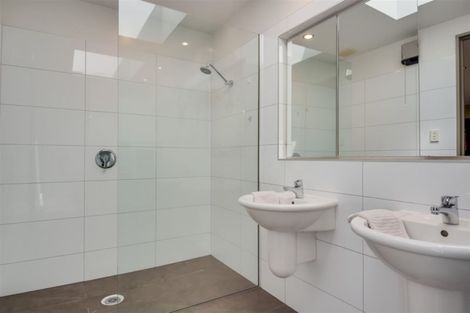 Photo of property in 40a Browns Road, St Albans, Christchurch, 8014