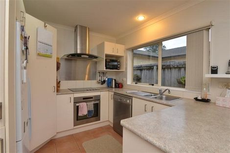 Photo of property in 3a Alderbury Way, Henderson, Auckland, 0612