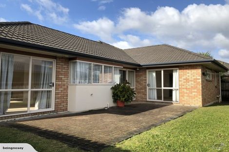 Photo of property in 14 Chapletown Drive, East Tamaki, Auckland, 2016