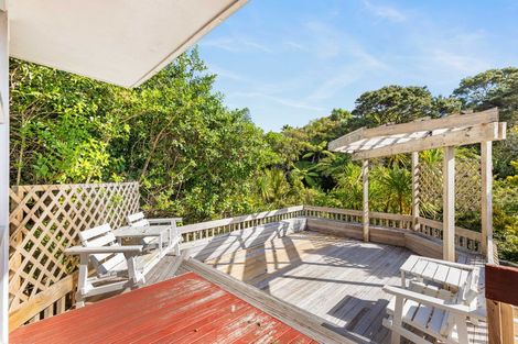 Photo of property in 42 Braemar Road, Castor Bay, Auckland, 0620