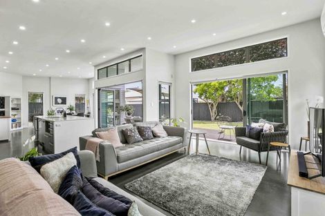 Photo of property in 33a Waimea Street, Westown, New Plymouth, 4310