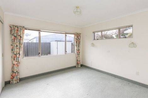 Photo of property in 2/52 Te Aute Road, Havelock North, 4130