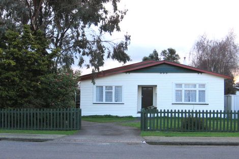 Photo of property in 38 Matipo Street, Takaro, Palmerston North, 4410