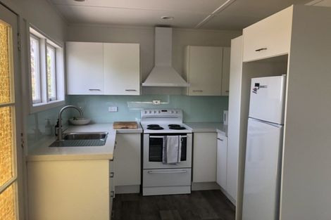 Photo of property in 116 Pupuke Road, Hillcrest, Auckland, 0627